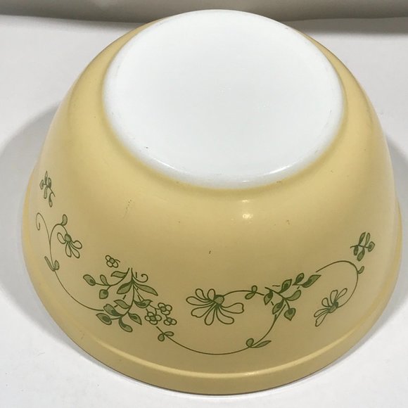 Pyrex Other - Pyrex Shenandoah #402 Ivy Green on Yellow Milk Glass Mixing Bowl 1.5L Round 7"